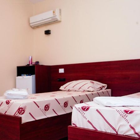 Hotel E Motel Madrugada Itu Eksteriør bilde